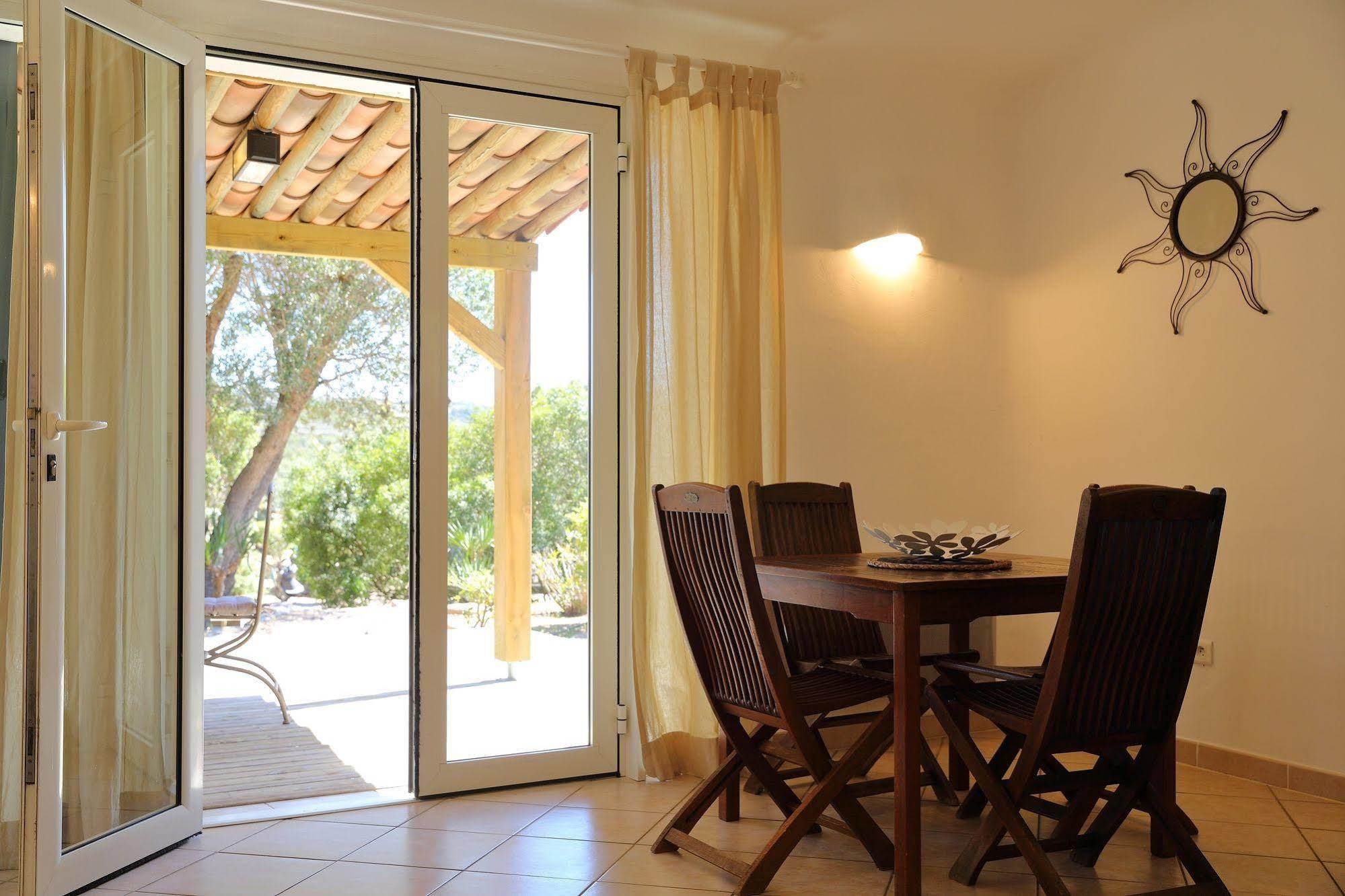 Residence Casarina Bonifacio  Buitenkant foto