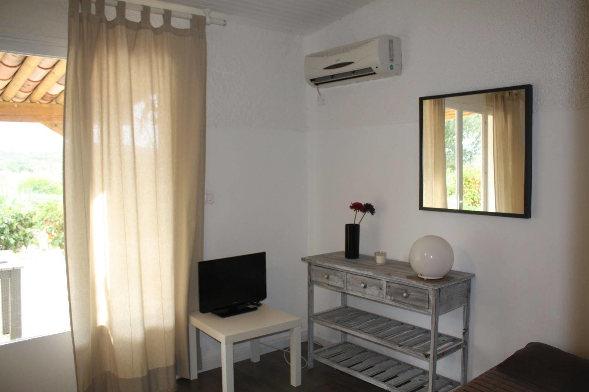 Residence Casarina Bonifacio  Buitenkant foto