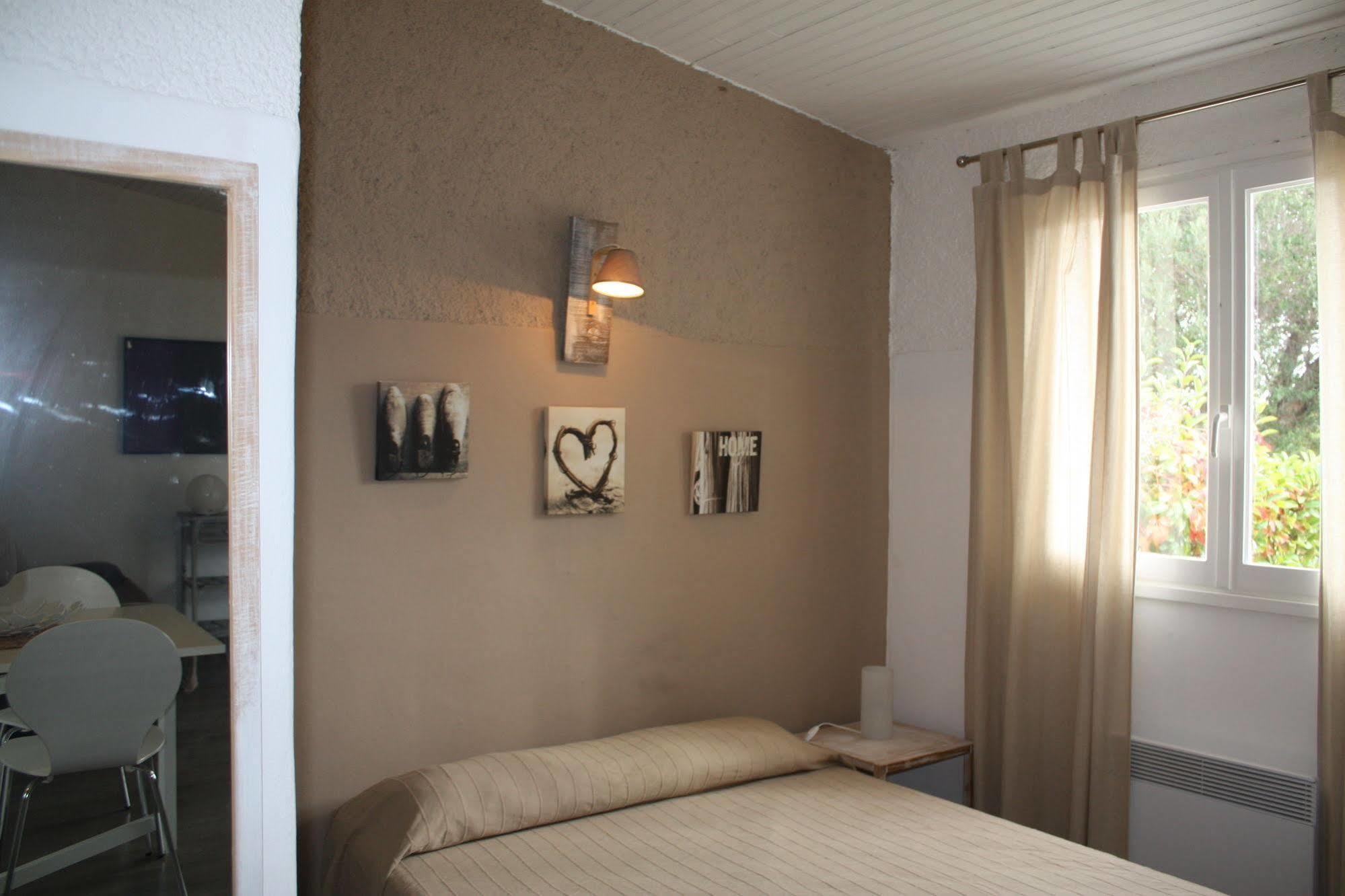 Residence Casarina Bonifacio  Buitenkant foto
